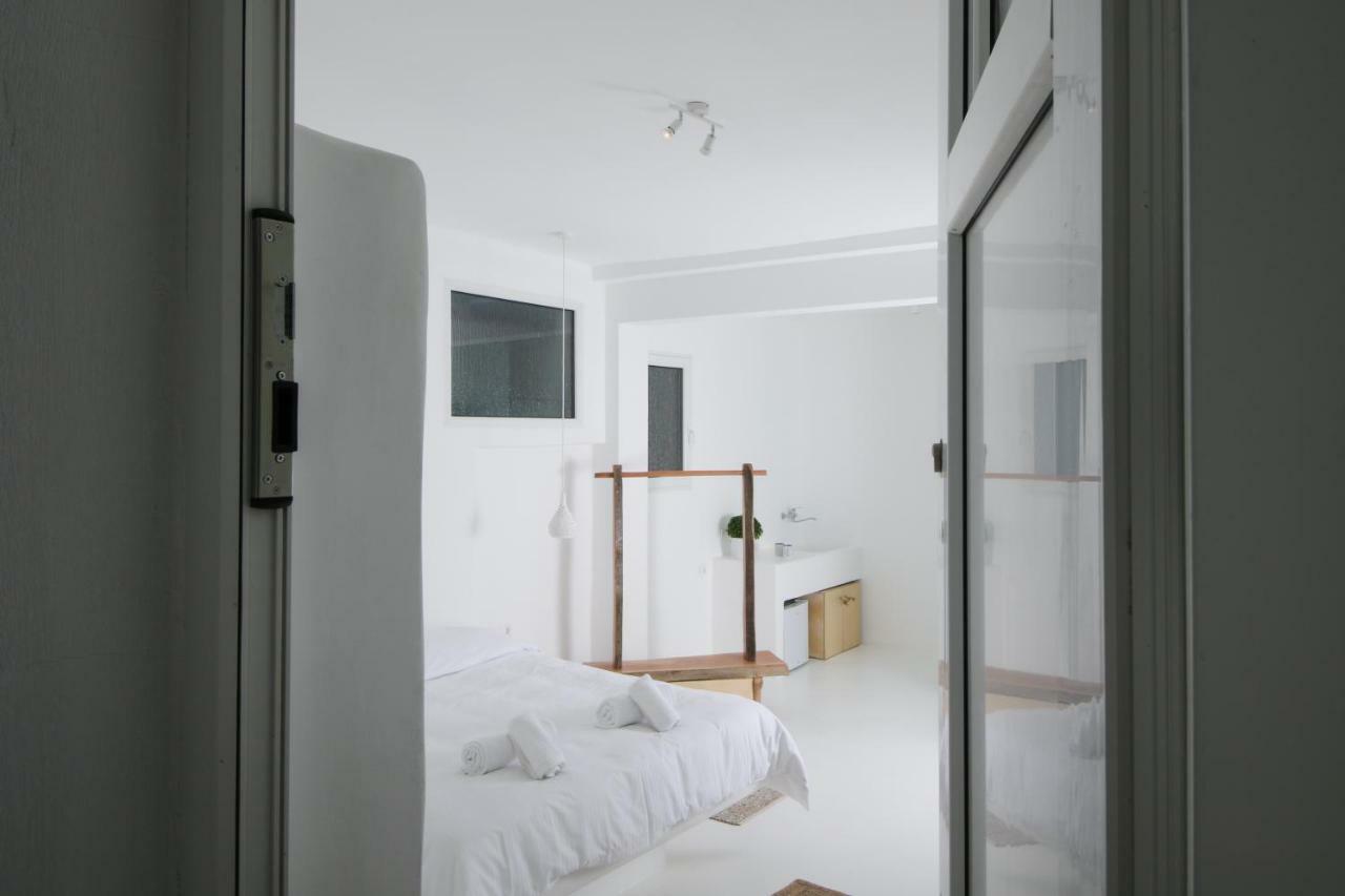 Arktos White Apartments Mykonos Town エクステリア 写真